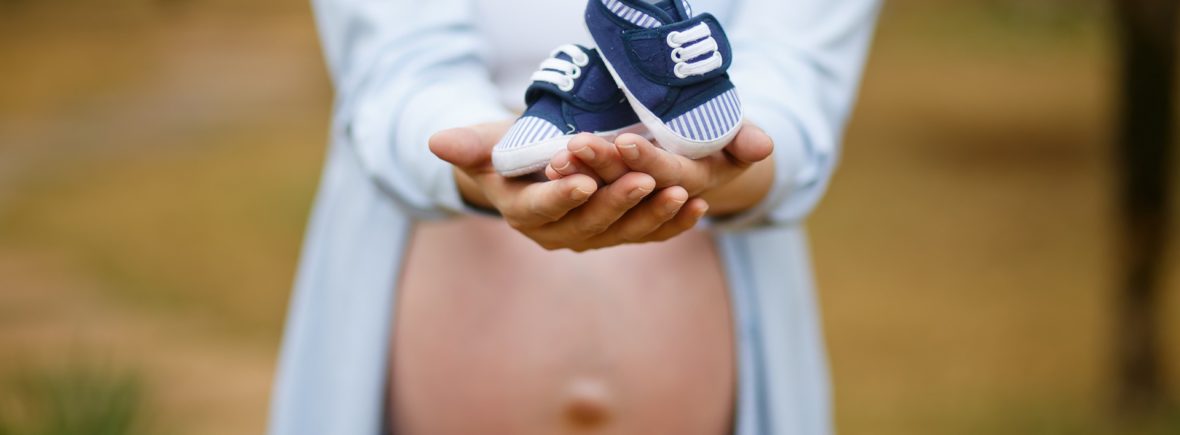 pregnant-woman-1910313_1920